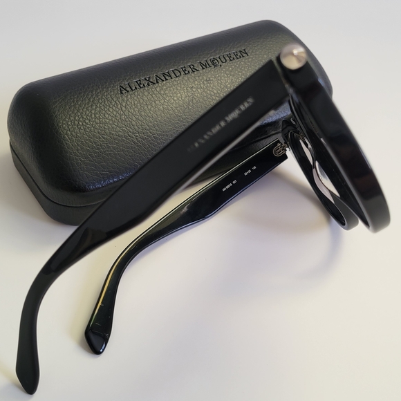 ALEXANDER MCQUEEN Oversized Black  Sunglasses Silver Metal Accent - Picture 8 of 9